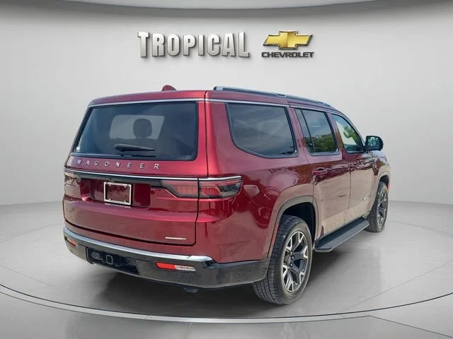 Used 2023 Red Jeep Series III image 3