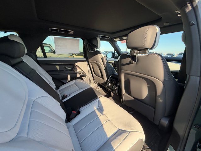 New 2026 Giola Green Land Rover Dynamic SE image 17