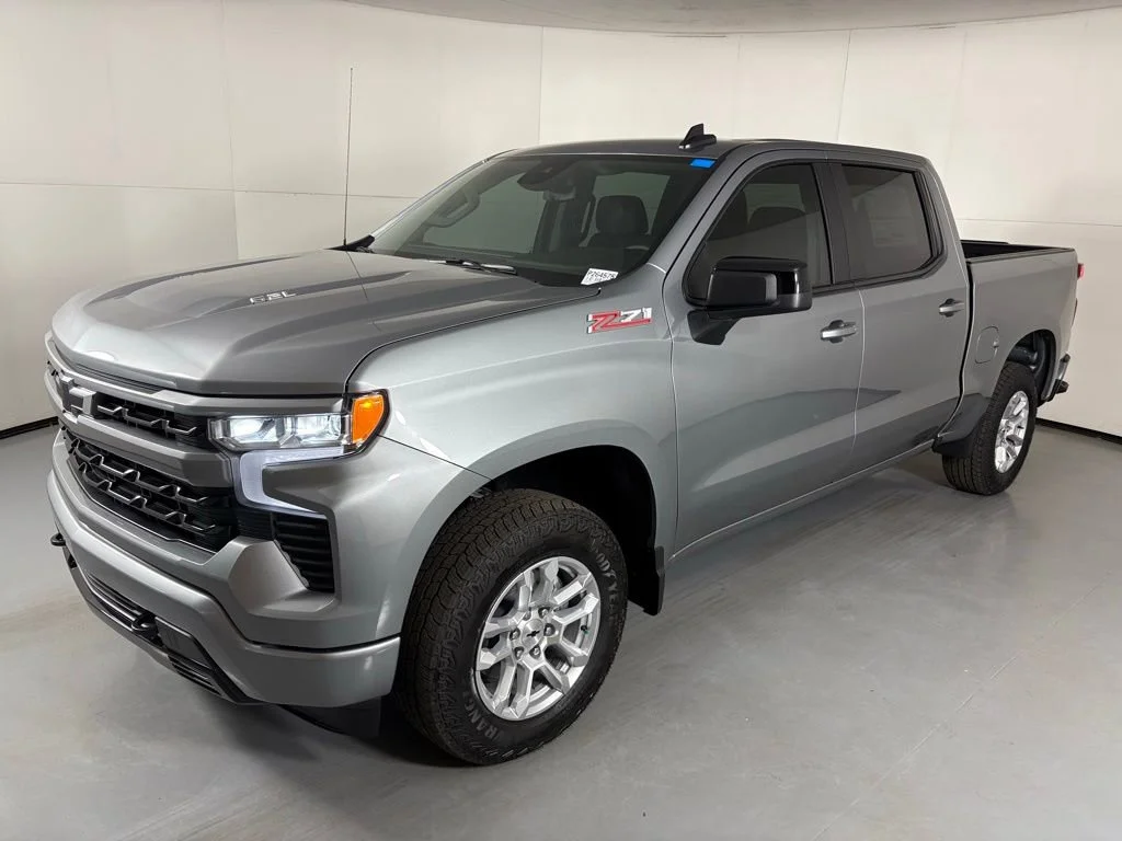 New 2026 Sterling Gray Metallic Chevrolet RST image 4