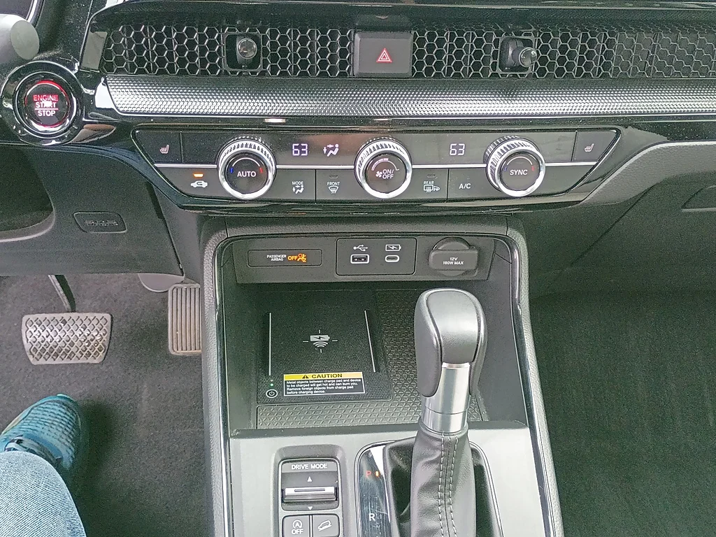 Certified Used 2025 WHITE Honda EX-L image 21