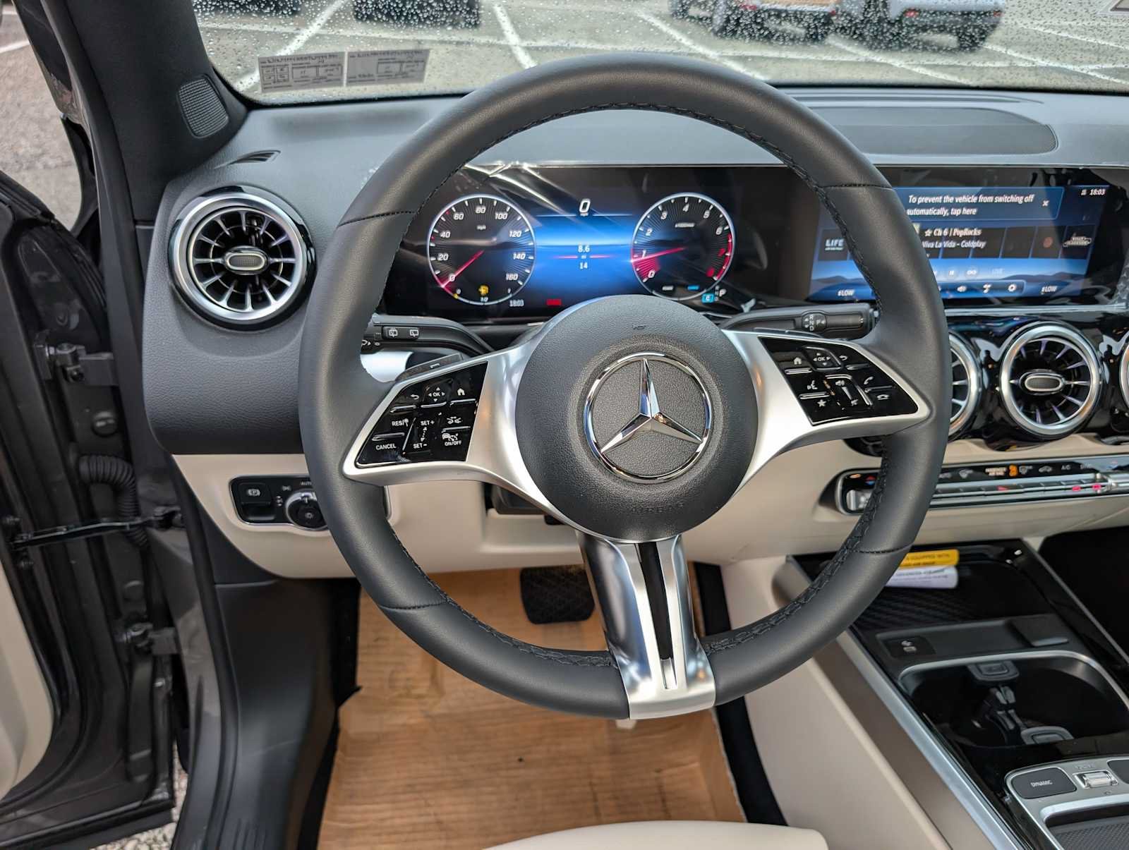 New 2026 Mountain Grey Metallic Mercedes-Benz GLB 250 image 28