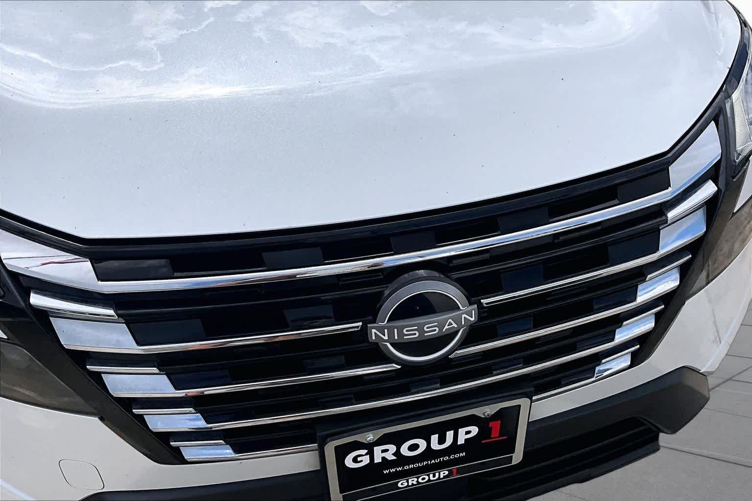 Certified Used 2024 Everest White Pearl Nissan SV image 28