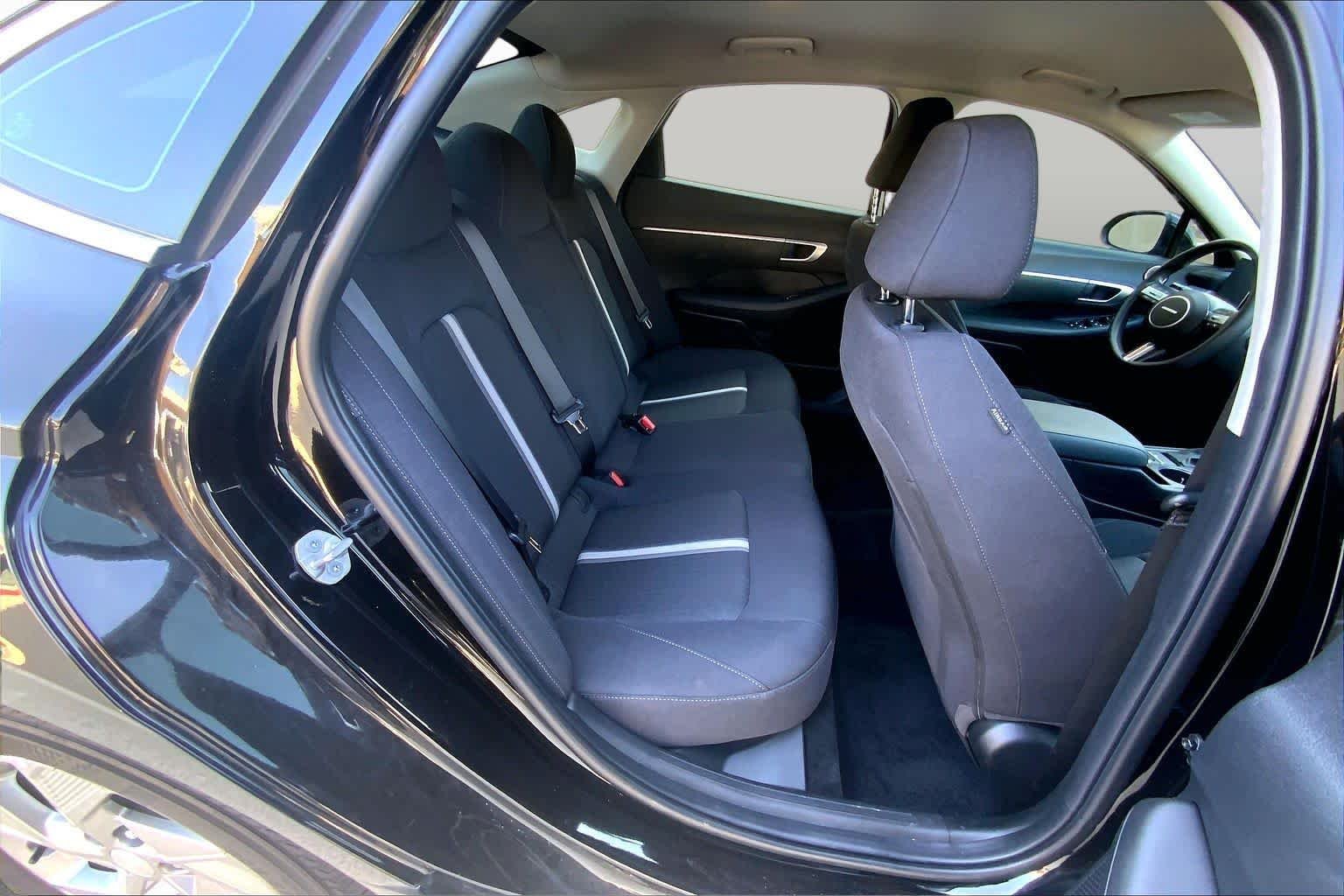 2025 Hyundai Sonata SE - Photo 19