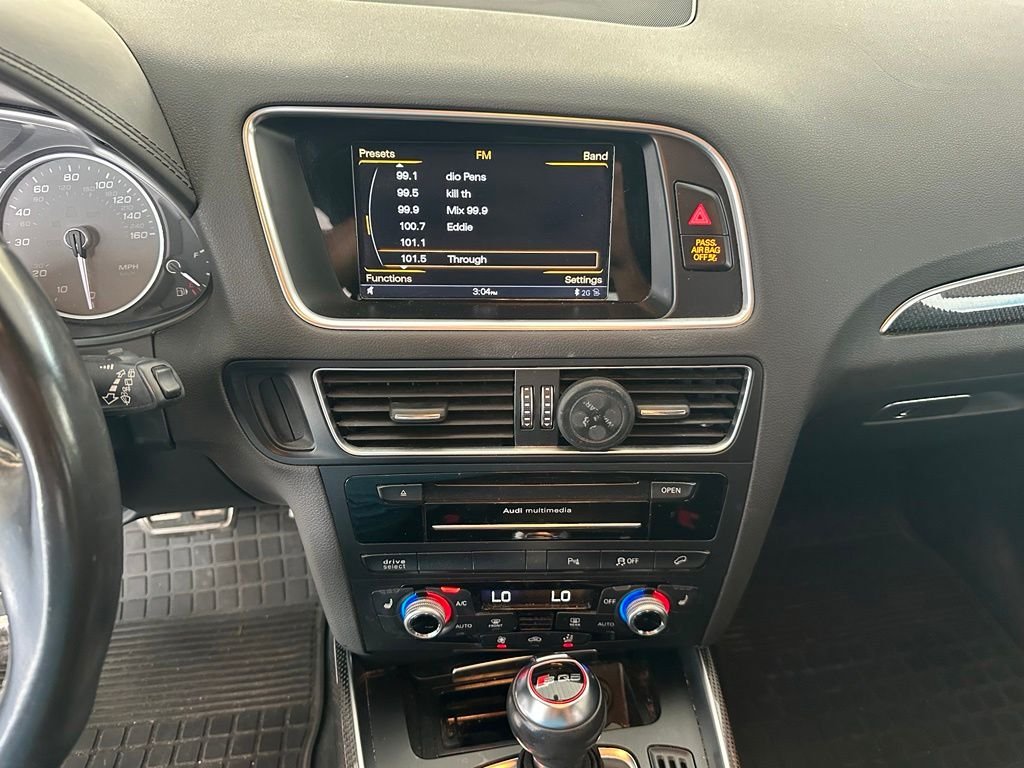 Used 2017  Audi 3.0T Prestige image 23