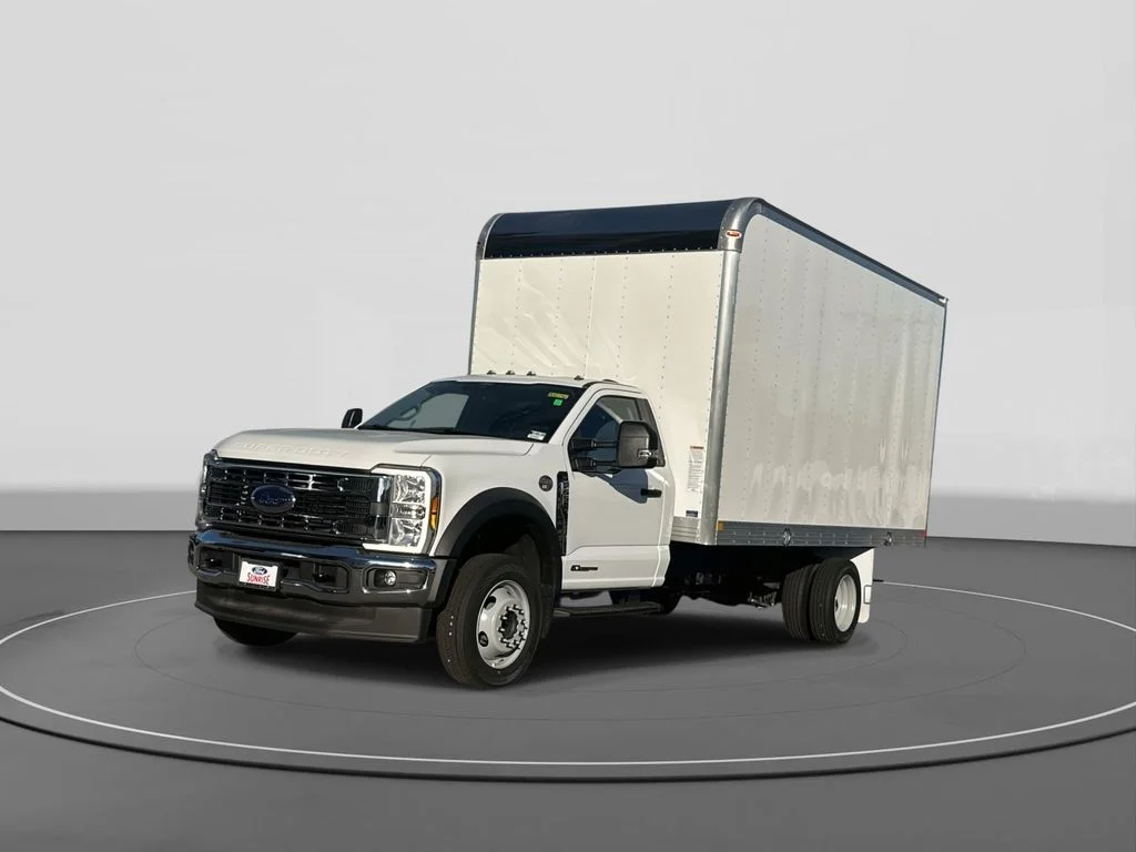 2025 Ford F-550 XLT Regular Cab 205-In DRW's photo