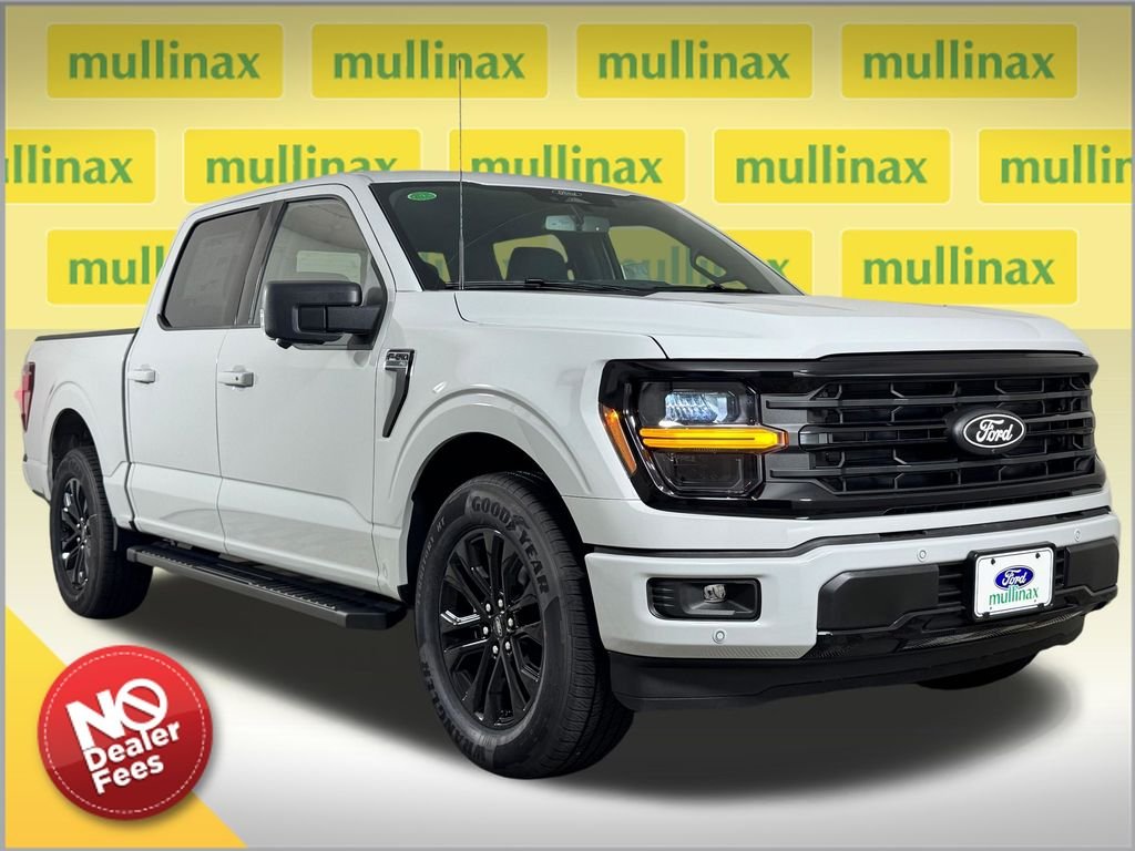 New 2026 White Ford XLT image 1