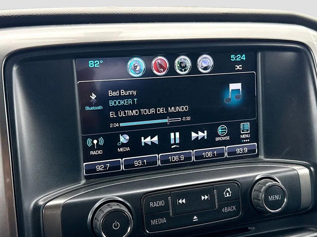 Used 2017 Silver Chevrolet LT image 35