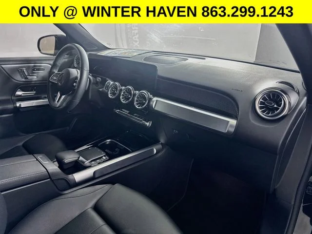 Used 2023 Black Mercedes-Benz GLB 250 image 27