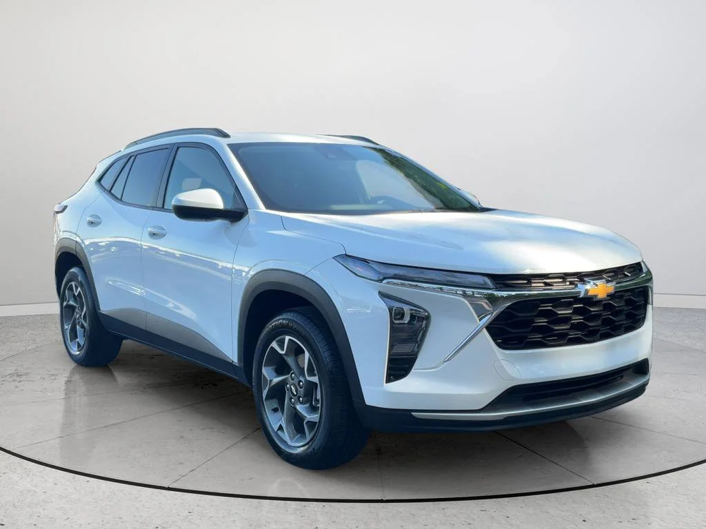 2025 Chevrolet Trax LT's photo