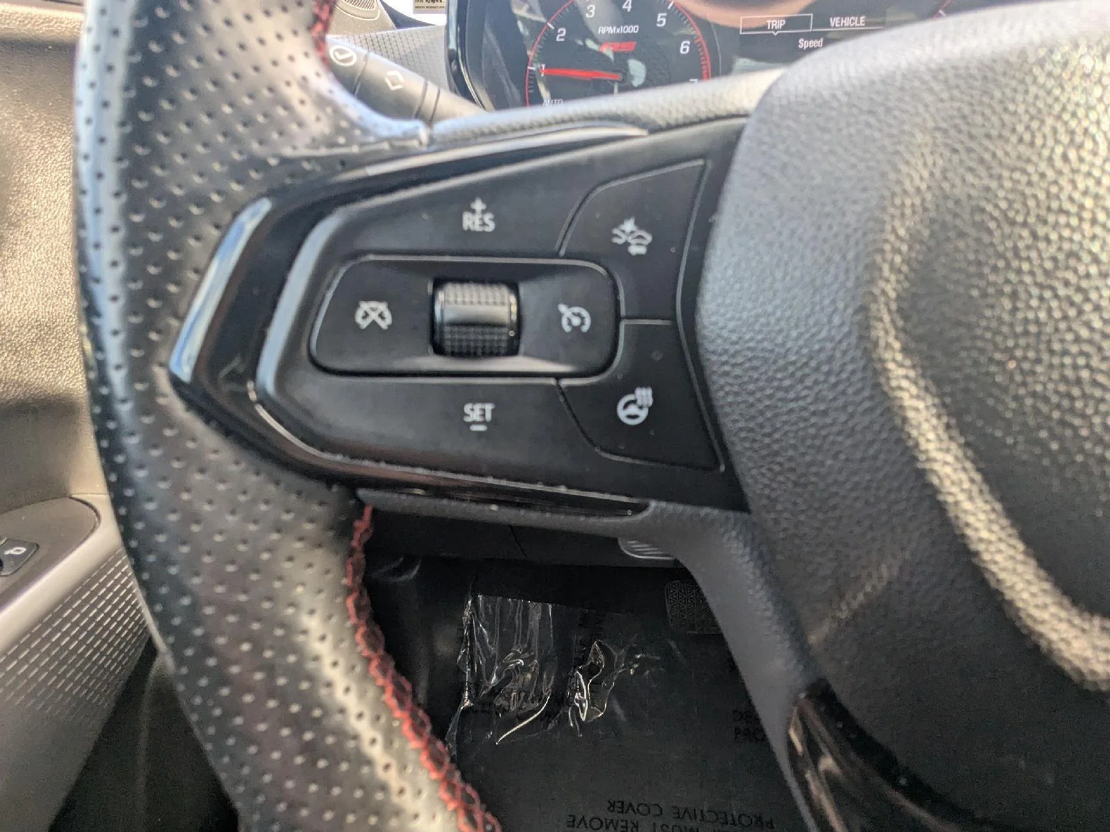 Used 2024 Nitro Yellow Metallic Chevrolet 1RS image 21