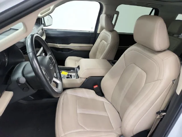 Used 2024 White Ford Limited image 14