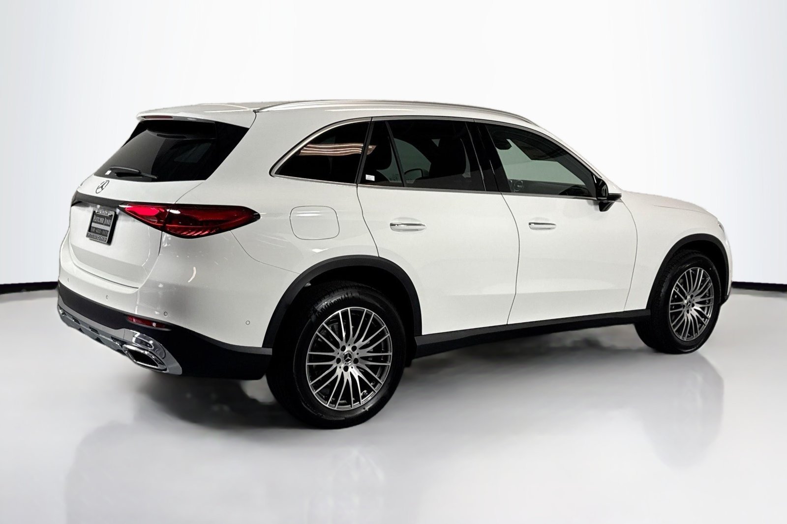New 2026 Polar White Mercedes-Benz GLC 300 image 5