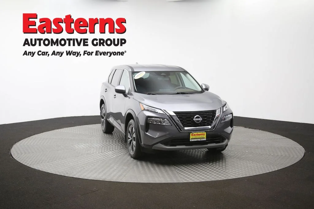 Used 2023 Gray Nissan SV image 51