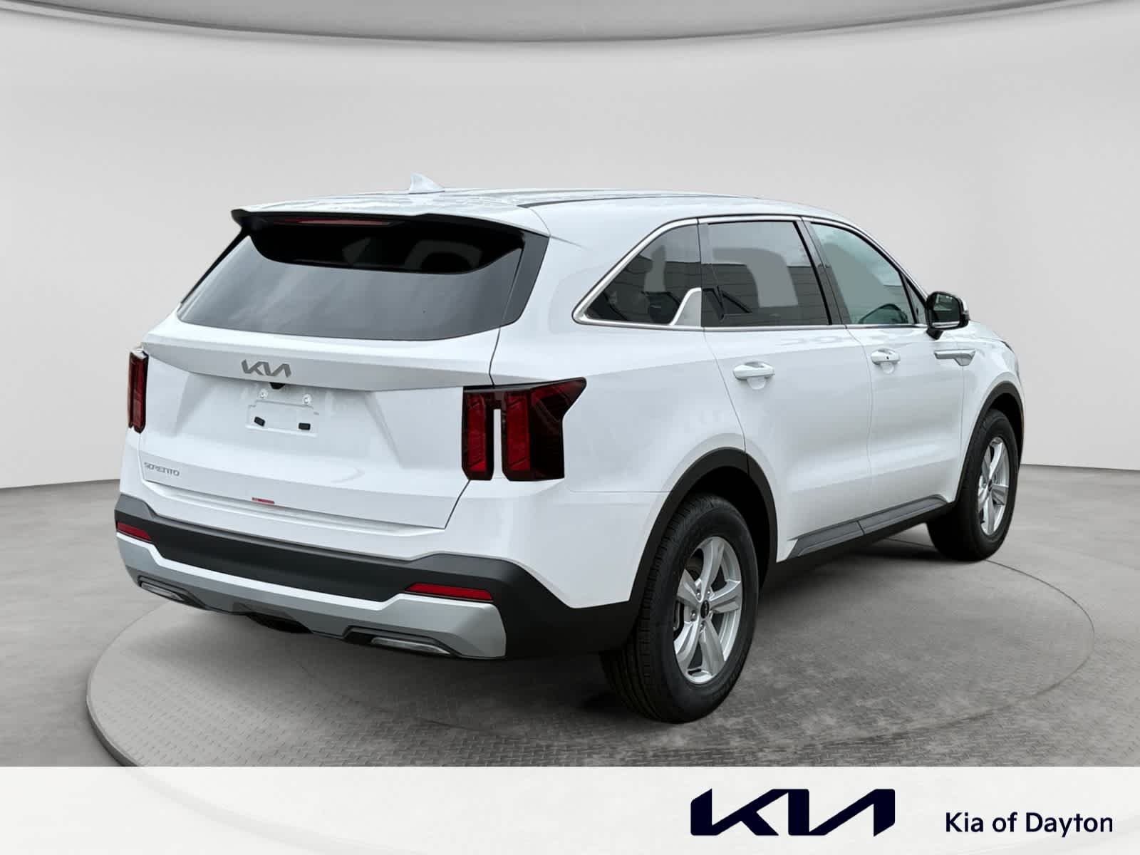 New 2026 Glacial White Pearl Kia LX image 5