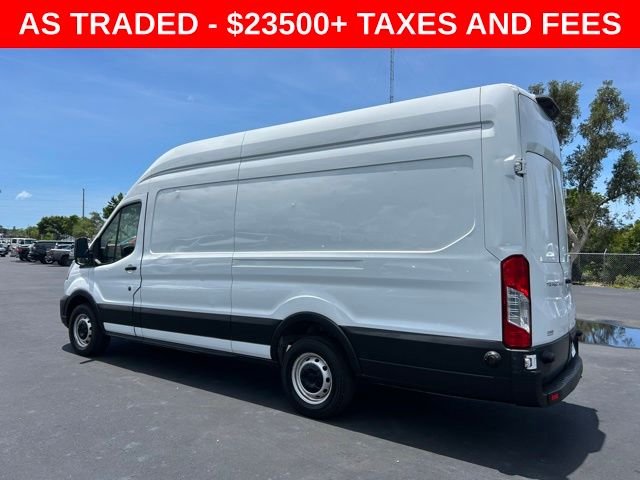 Used 2023 White Ford Base image 4