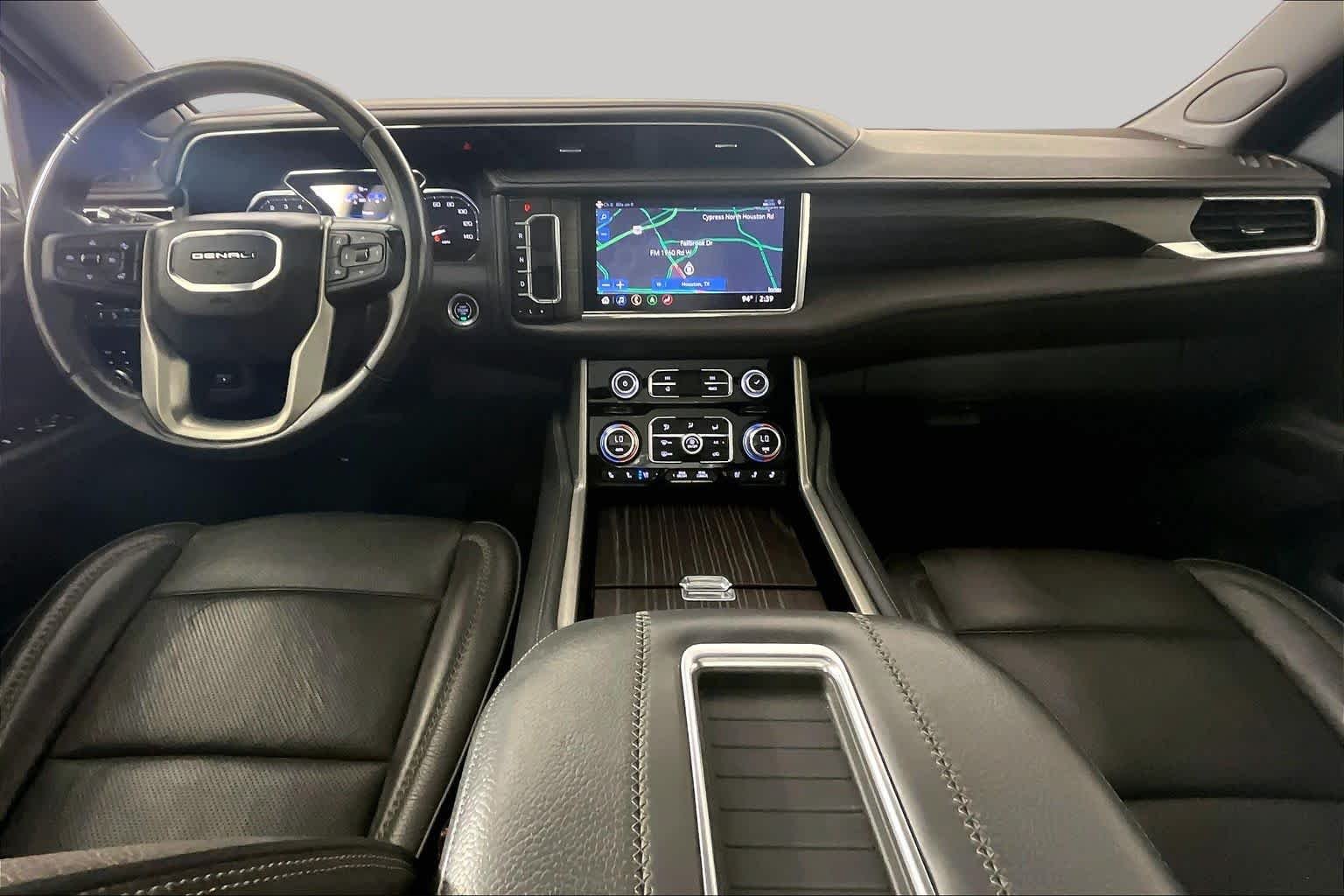 Used 2021 WHITE FROST TRICOAT GMC Denali image 15
