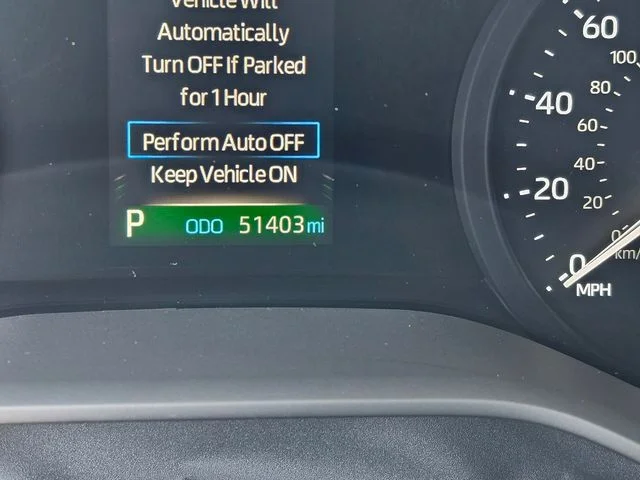 2023 Toyota Sienna XLE - Photo 24