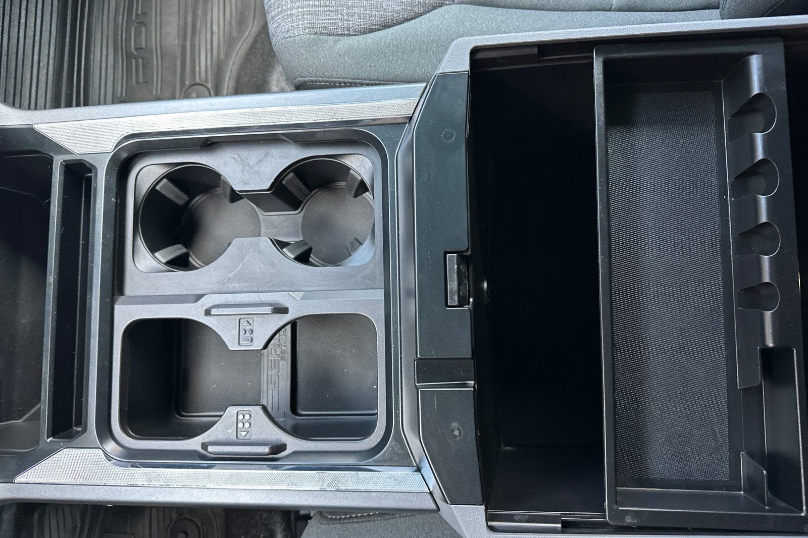 2023 Ford F-350 Super Duty XLT - Photo 37