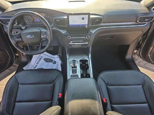 Used 2020 Silver Ford XLT image 10