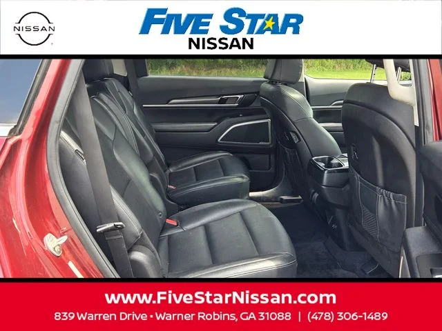 Used 2023 Red Kia S image 15