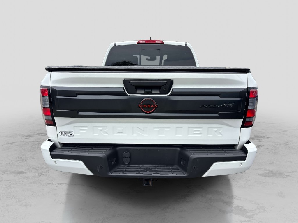 Used 2025 White Nissan PRO-4X image 4