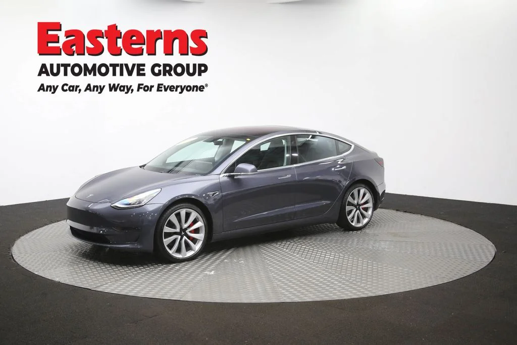 Used 2018 Gray Tesla Long Range image 52