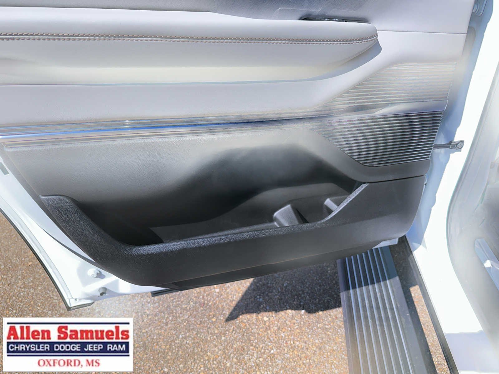 2026 Jeep Grand Wagoneer Summit Obsidian - Photo 61