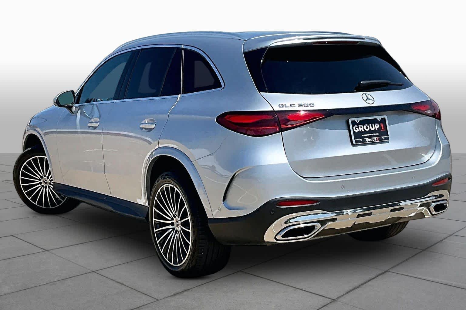 Used 2023 Cirrus Silver Metallic Mercedes-Benz GLC 300 image 12