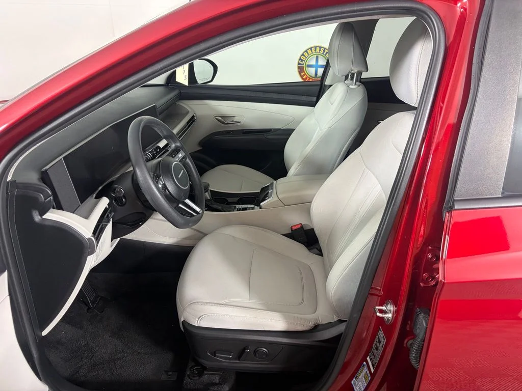 Used 2025 Red Hyundai SEL image 11