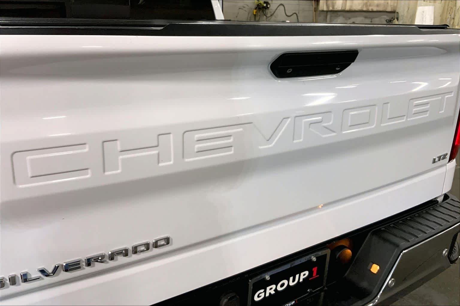 Used 2021 Summit White Chevrolet LTZ image 31