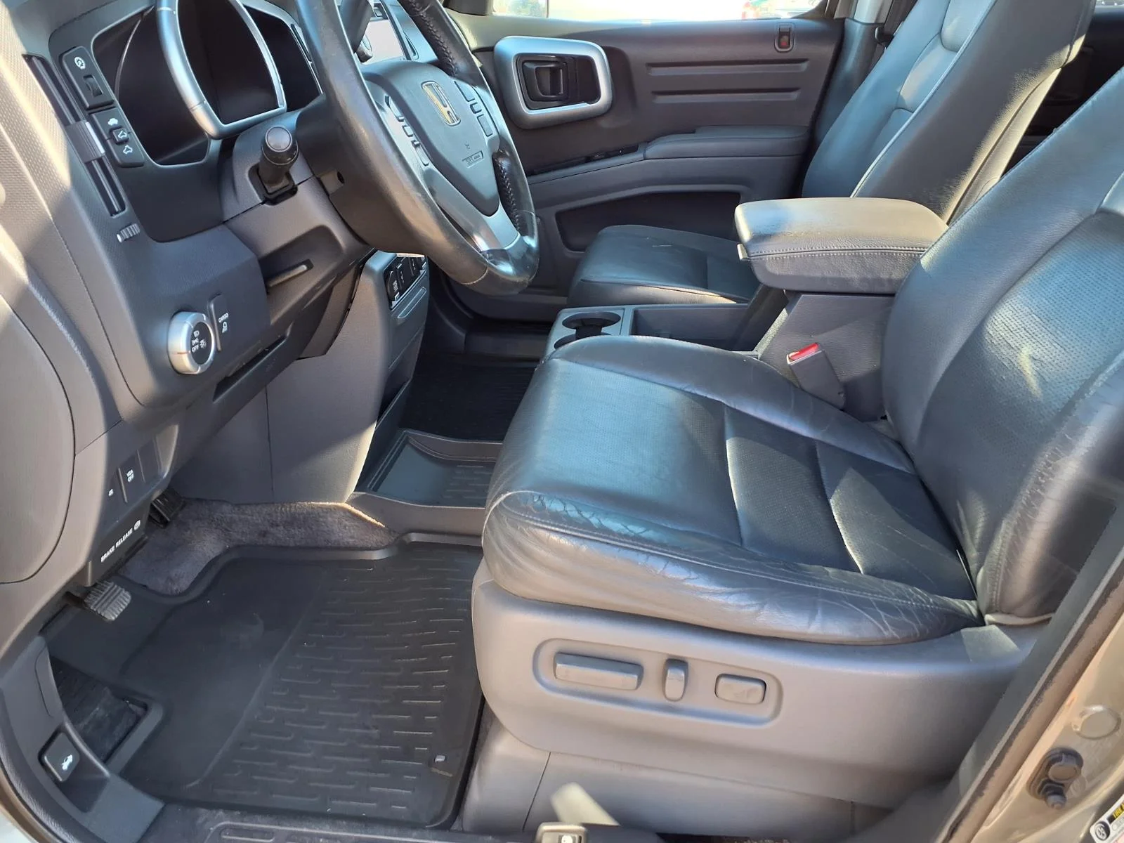 Used 2007 Aberdeen Green Metallic Gn Honda RTL image 4