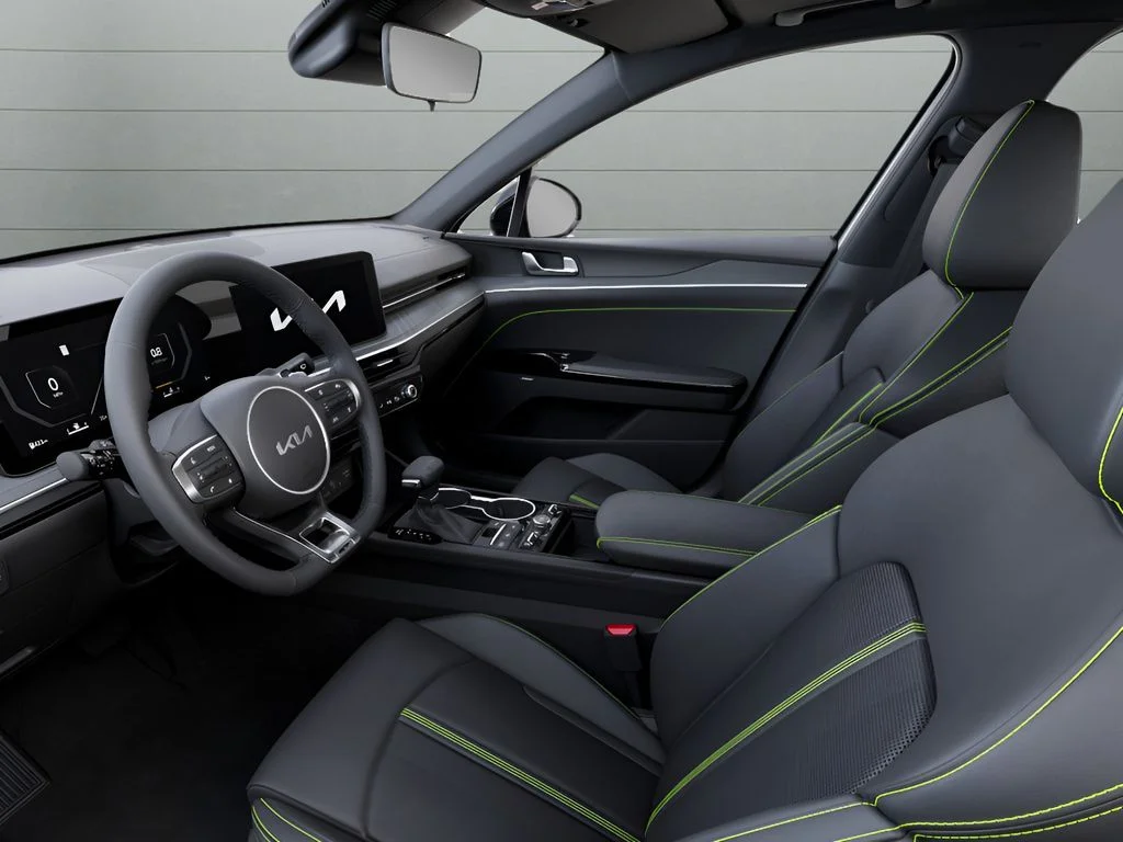 2026 Kia K5 GT - Photo 13