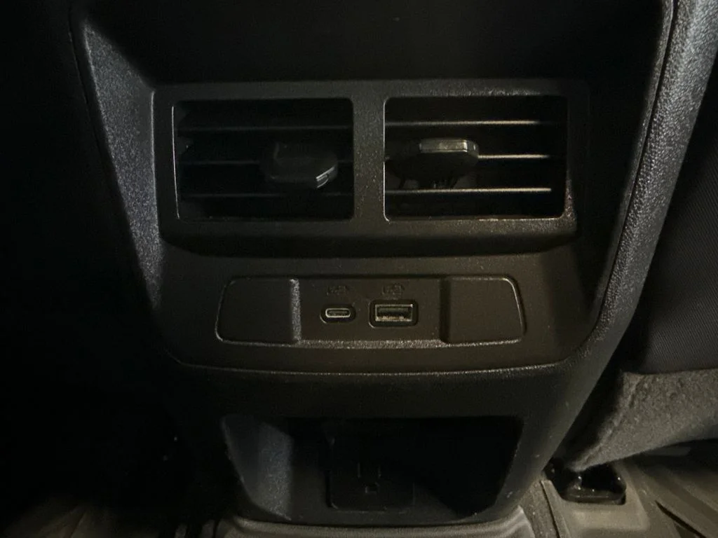 Used 2024 Blue Chevrolet Z71 image 12