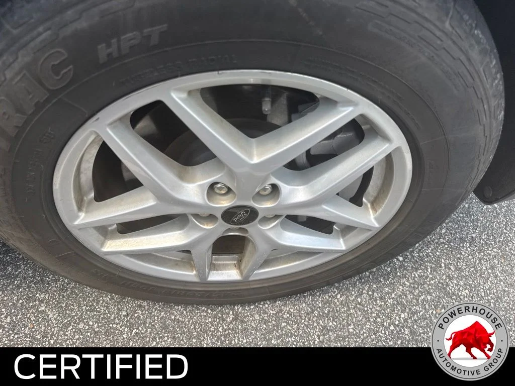 Used 2024 Silver Ford SEL image 32