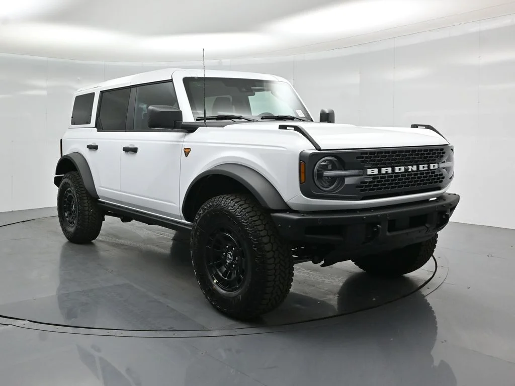 New 2026 Oxford White Ford Badlands image 53
