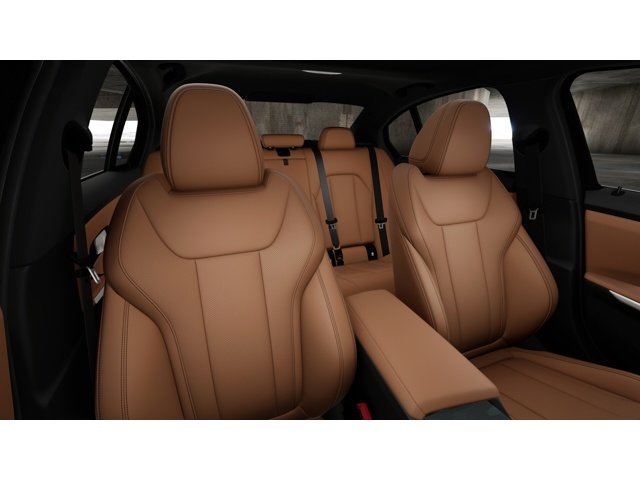New 2026 Mineral White Metallic BMW  image 11