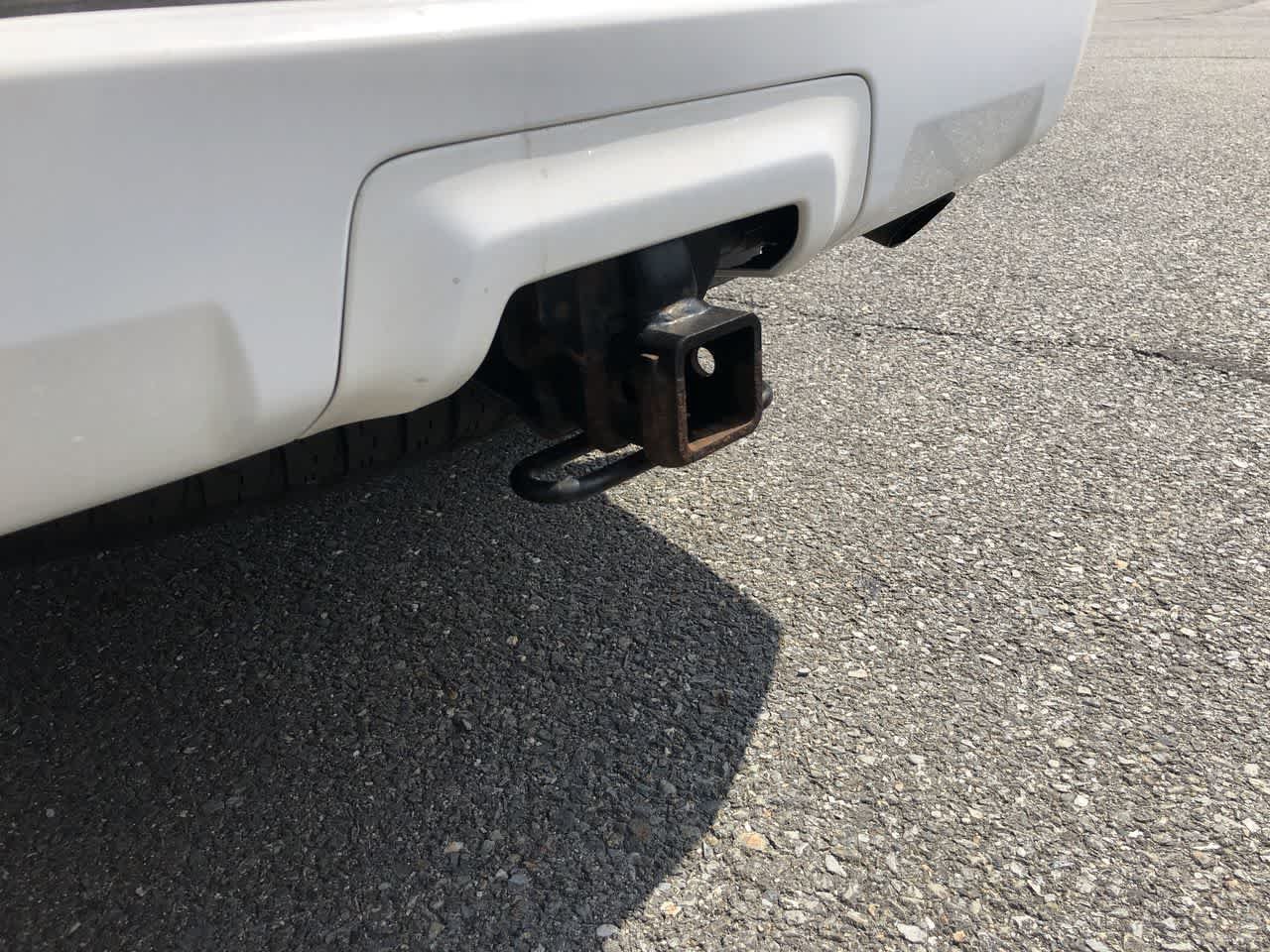 Used 2018 Super White Toyota SR5 Premium image 17