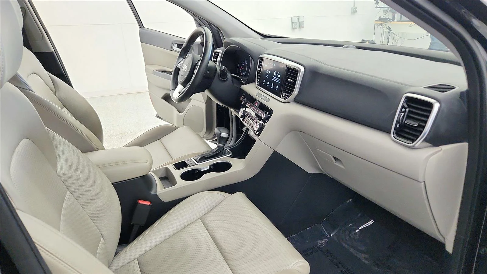 Used 2021 Black Cherry Kia EX image 37