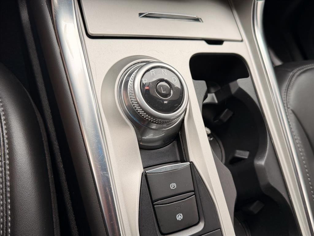 Used 2024 Stone Blue Ford XLT image 22