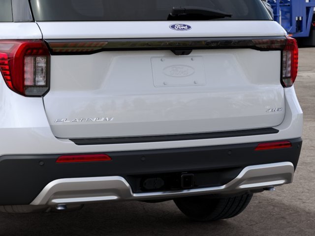 New 2027 Star White Metallic Tri-Coat Ford Platinum image 23