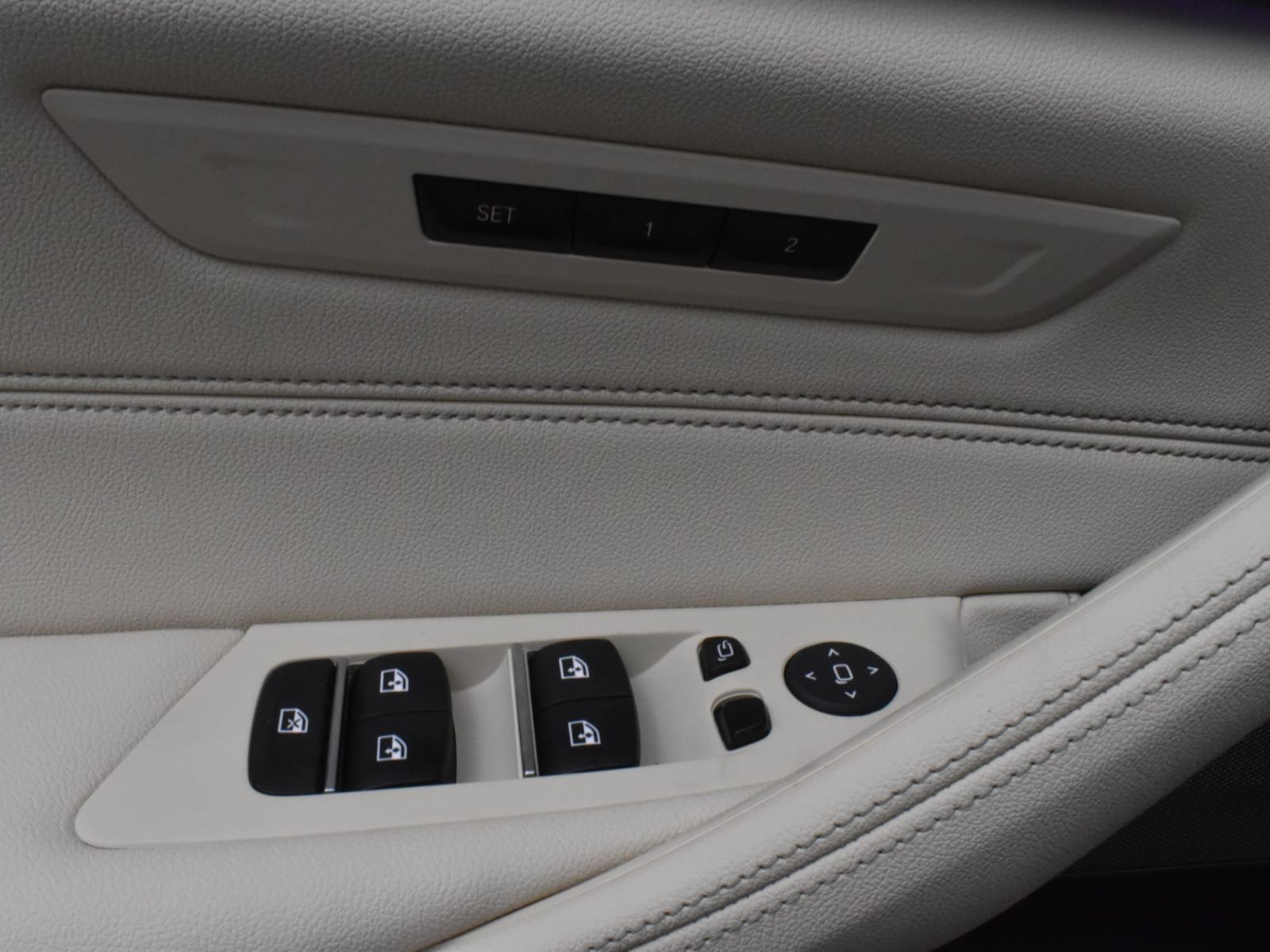 Used 2023 Phytonic Blue Metallic BMW 530i image 25