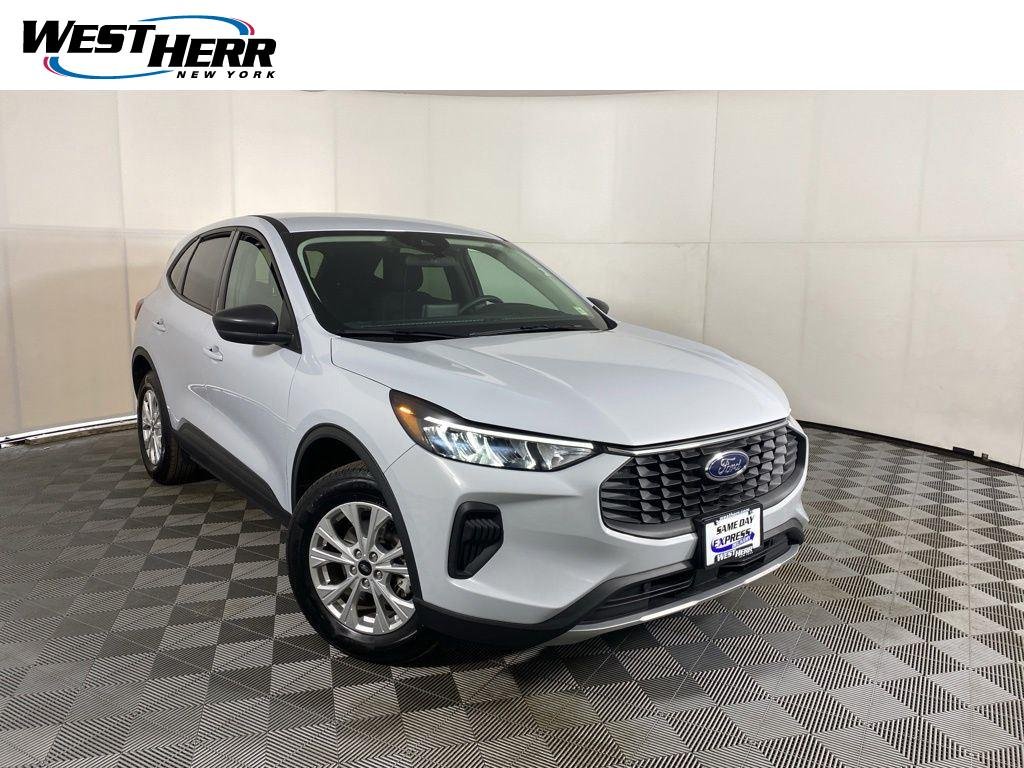 Used 2025 Silver Metallic Ford Active image 1