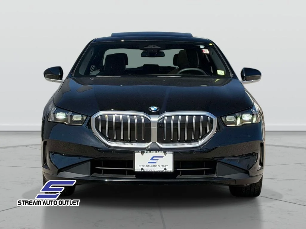 Used 2026 Black BMW 530i xDrive image 2