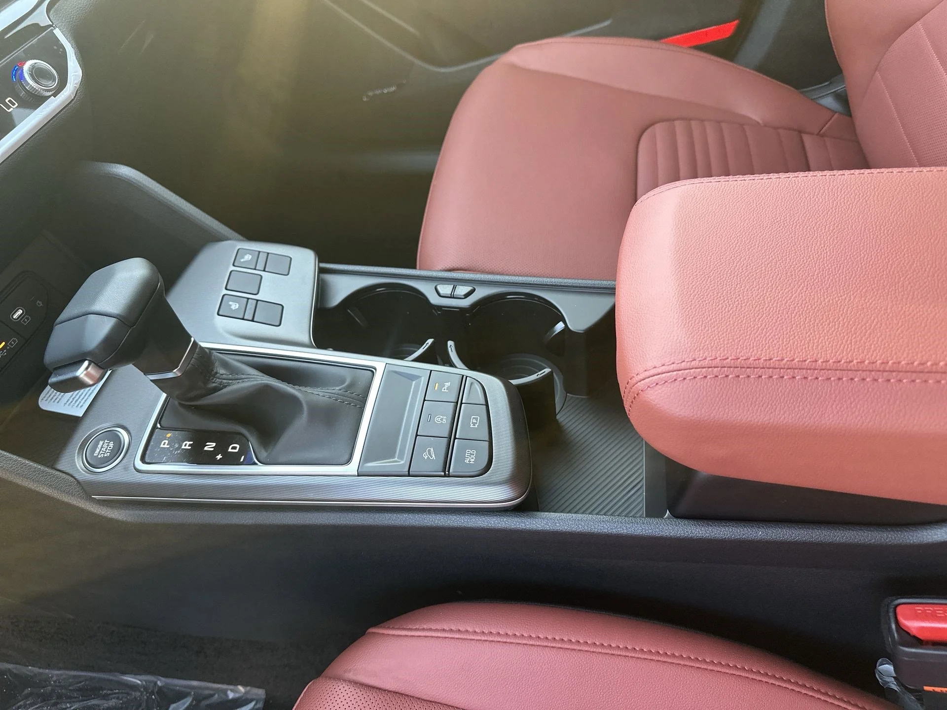 New 2026 Glacial White Pearl Kia SX image 23