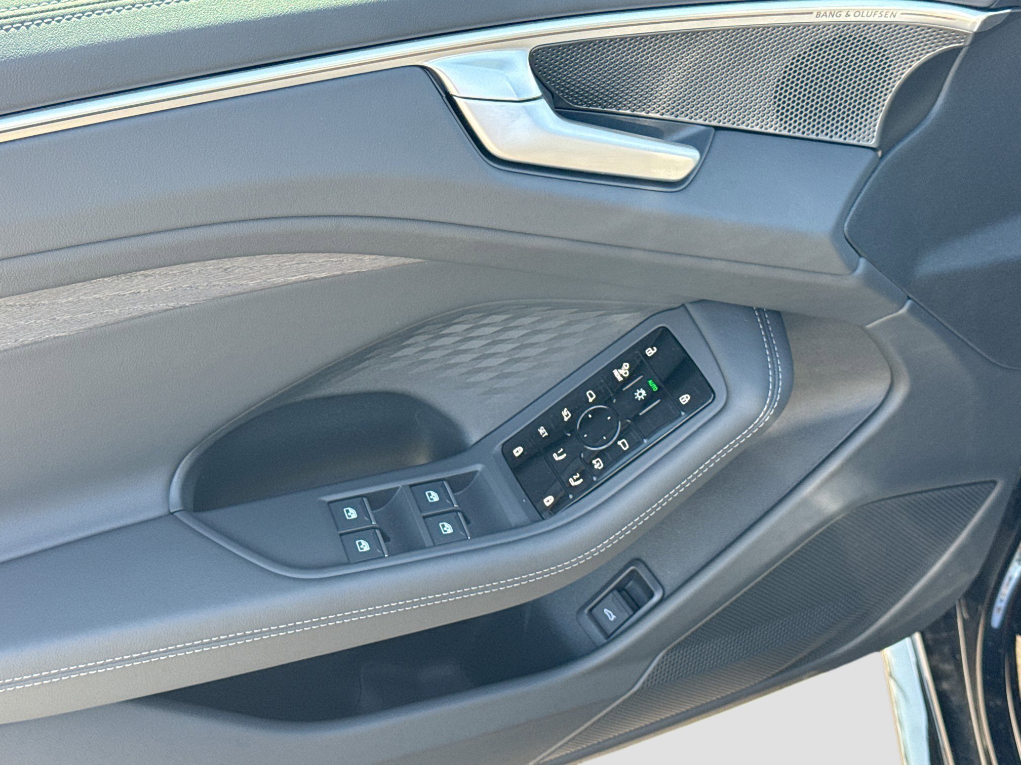 New 2026 Mythos Black Metallic Audi Prestige image 22