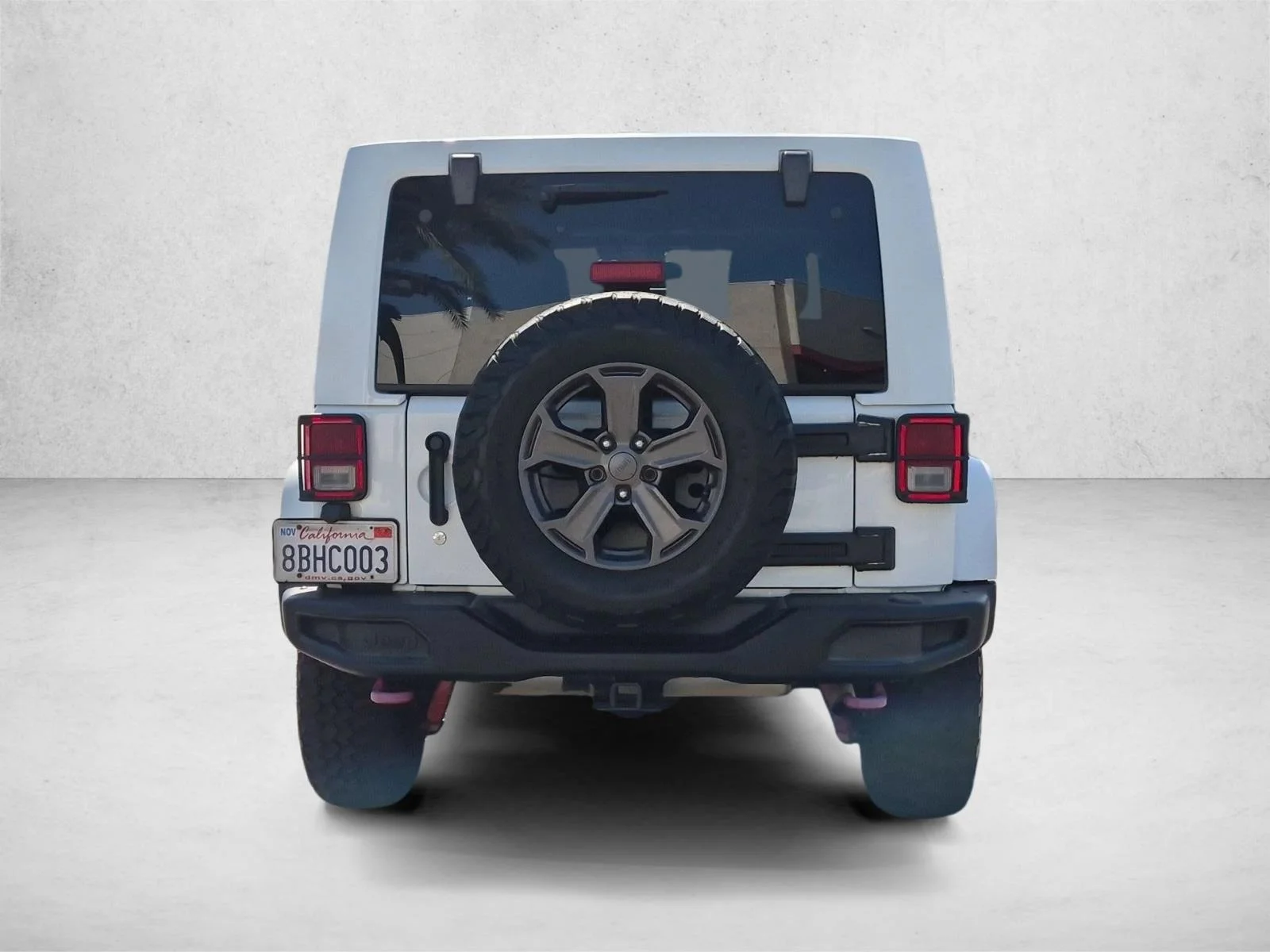 Used 2018 Bright White Clearcoat Jeep Rubicon Recon image 7