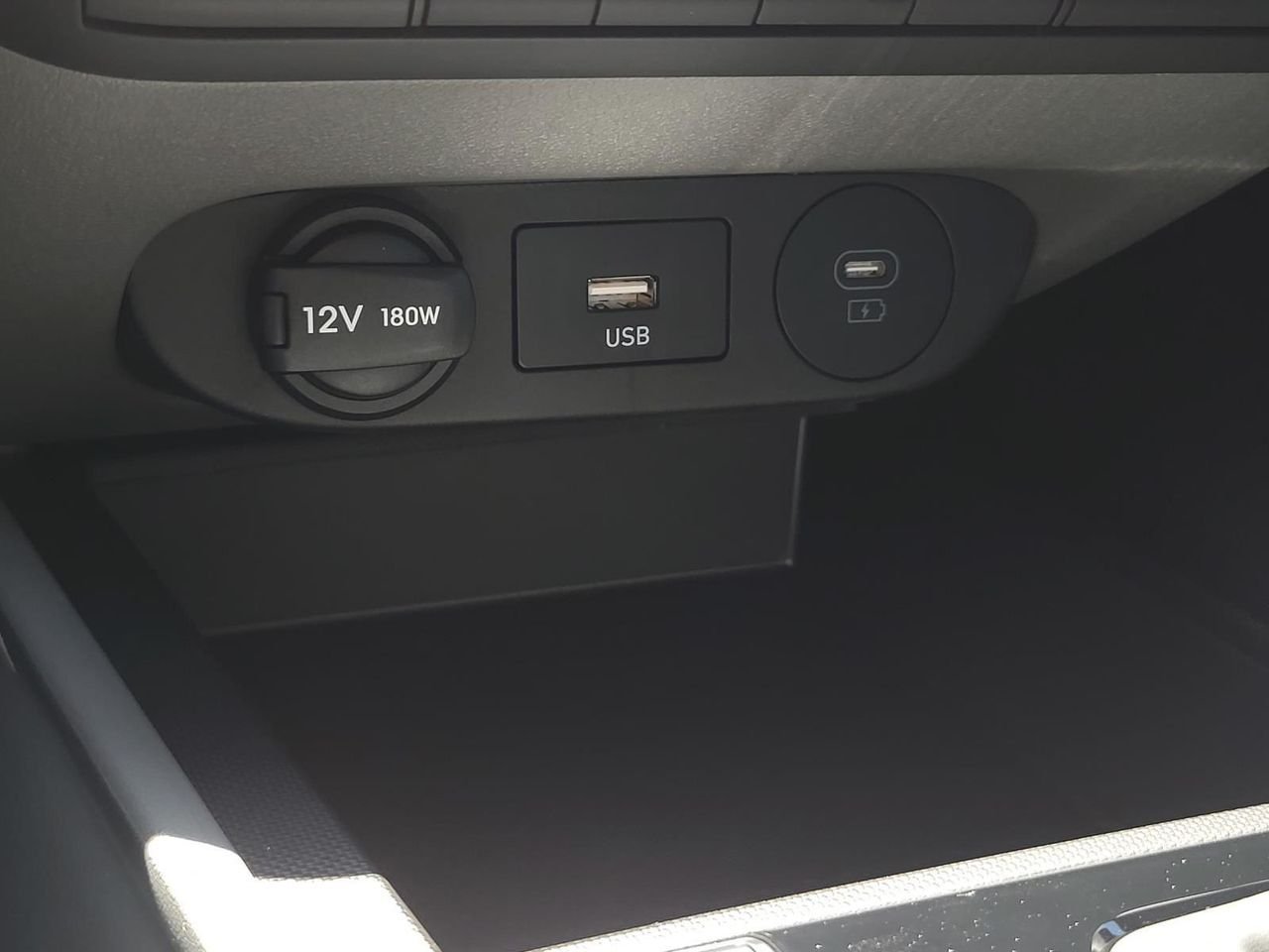 New 2026 Amazon Gray Hyundai SE image 18
