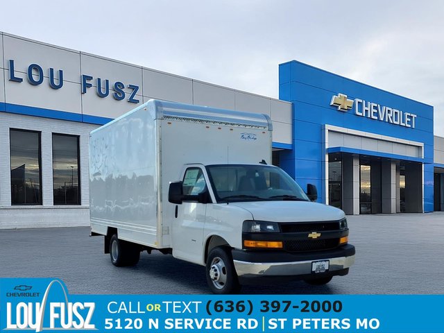 2025 Chevrolet Express Cutaway 3500 1WT