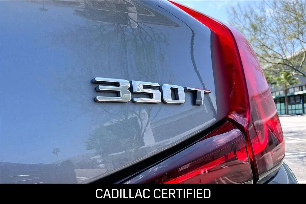 2024 Cadillac XT4 Premium Luxury - Photo 11