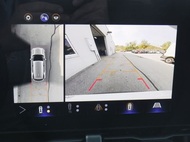 2025 Chevrolet Equinox LT - Photo 20